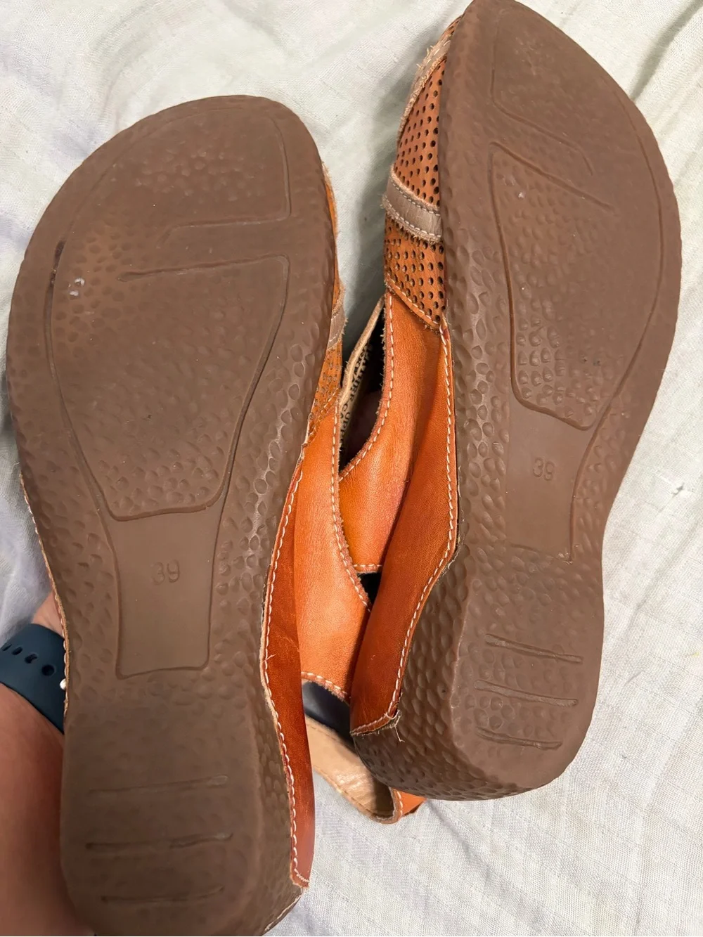 L’Artiste by Spring Step Parkway tan leather wedge Mary Jane’s size 39/9